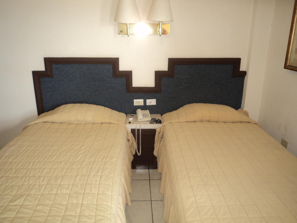 Hotel Hacienda Nainari Ciudad Obregón Rum bild
